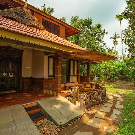 Neelambari Resorts Urakam Kültér fotó